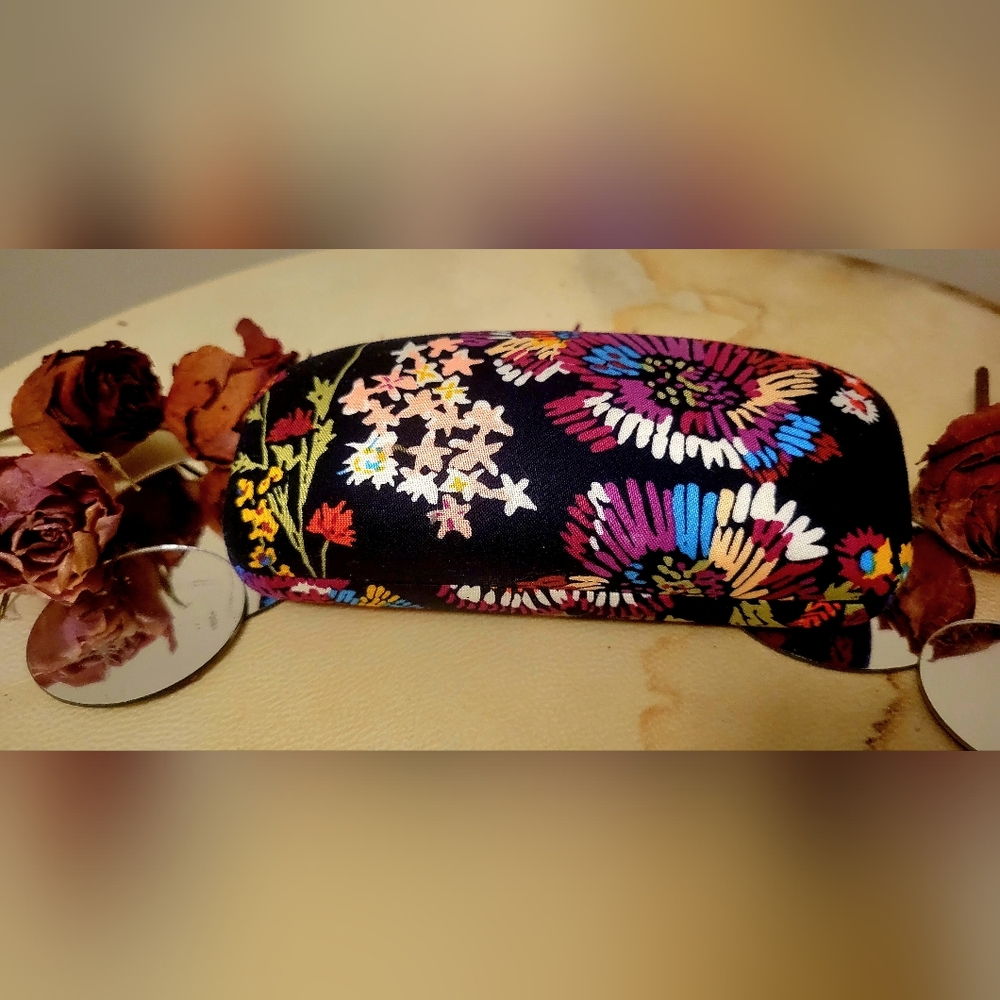 Vera Bradley Floral Hard Shell Eyeglasses/Sunglass CLAMSHELL Case - Picture 7 of 7
